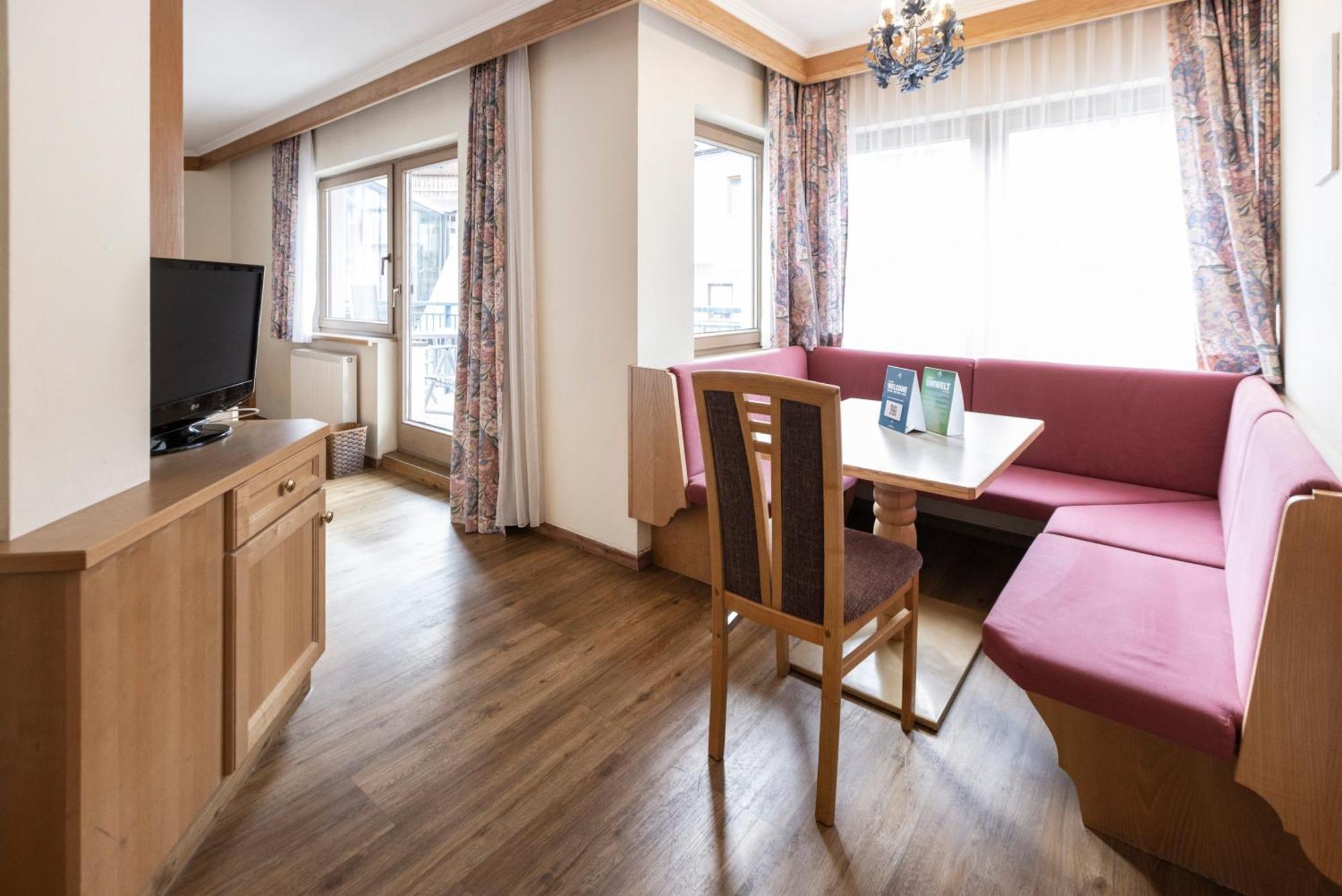 Heart Hotel Nordstern Майргофен Екстер'єр фото