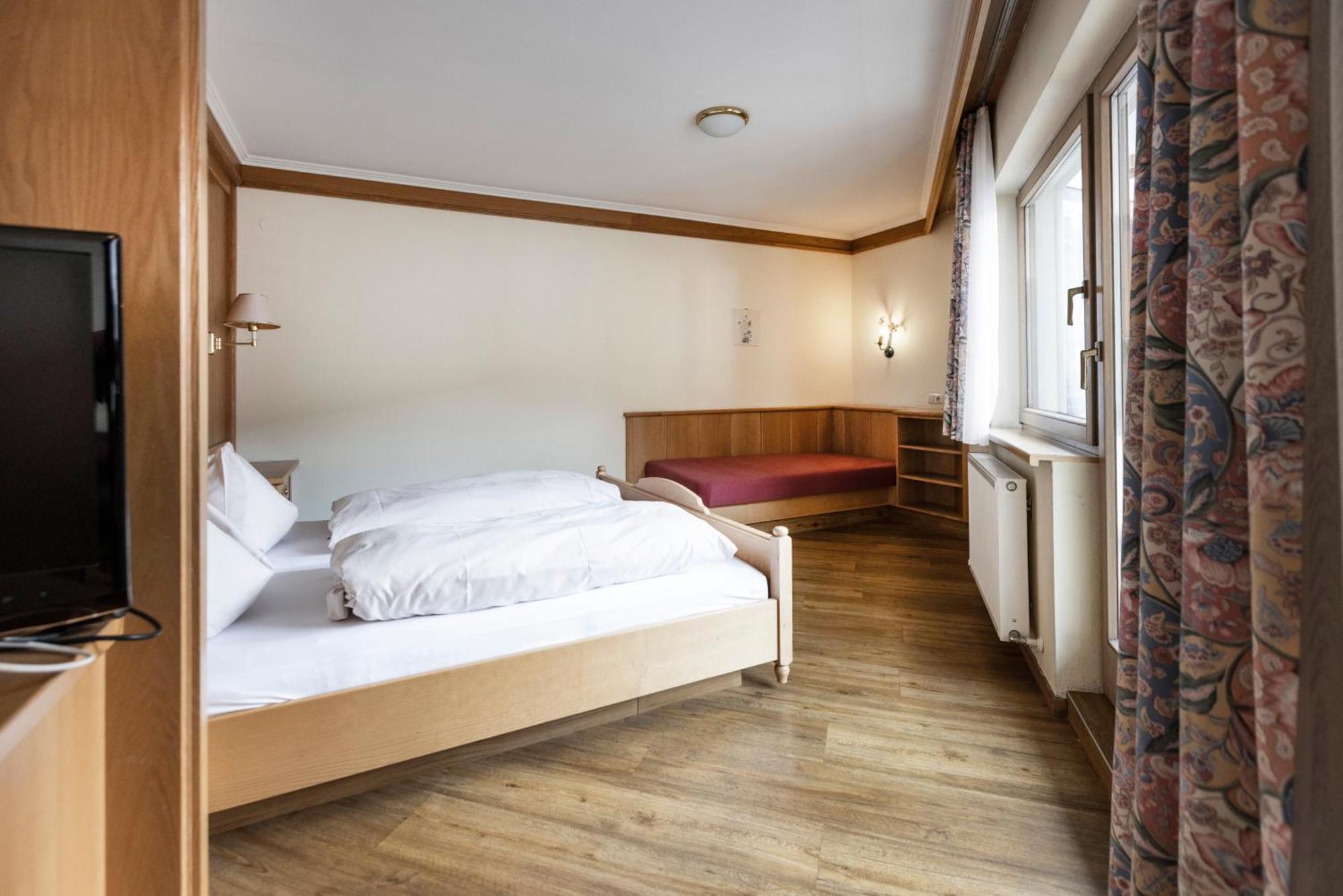 Heart Hotel Nordstern Майргофен Екстер'єр фото